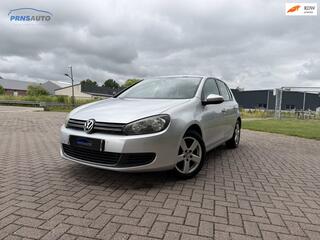 Volkswagen Golf VI