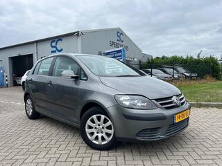 Volkswagen Golf V