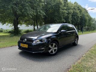 Volkswagen Golf VII