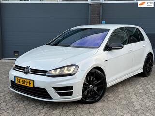 Volkswagen Golf VII