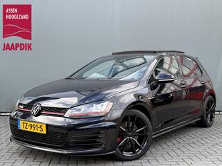 Volkswagen Golf VII