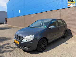 Volkswagen Polo (2002 - 2009)