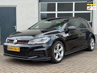 Volkswagen Golf VII