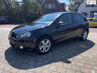 Volkswagen Golf VII