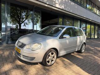 Volkswagen Polo (2002 - 2009)