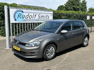 Volkswagen Golf VII