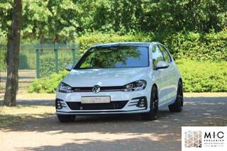 Volkswagen Golf VII