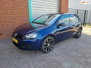 Volkswagen Golf VI
