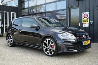 Volkswagen Golf VII