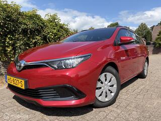 Toyota Auris Touring Sports