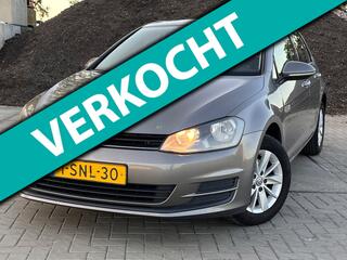 Volkswagen Golf VII