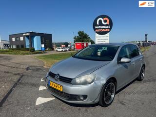 Volkswagen Golf VI