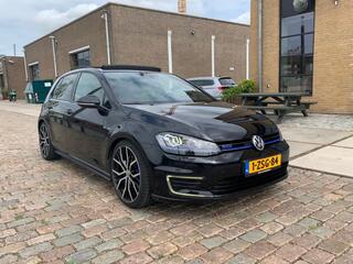Volkswagen Golf VII