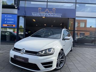 Volkswagen Golf VII