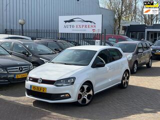 Volkswagen Polo (2009 - 2017)