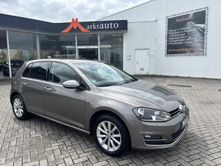 Volkswagen Golf VII