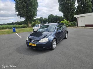 Volkswagen Golf VI
