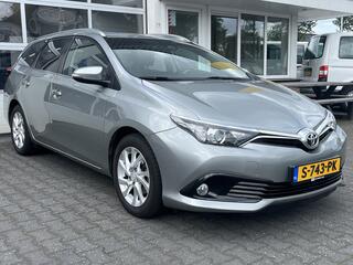 Toyota Auris Touring Sports