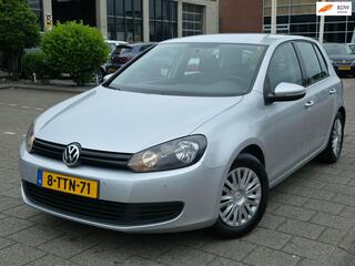 Volkswagen Golf VI