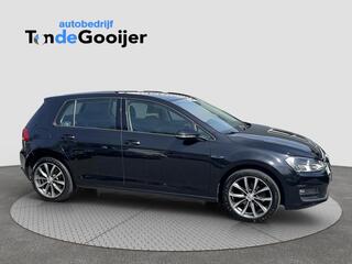 Volkswagen Golf VII
