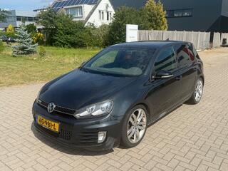 Volkswagen Golf VII