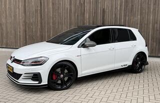 Volkswagen Golf VII