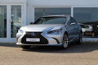 Lexus ES (2018 - 2026)