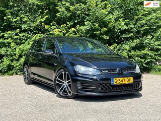 Volkswagen Golf VII