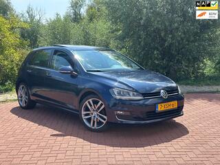 Volkswagen Golf VII