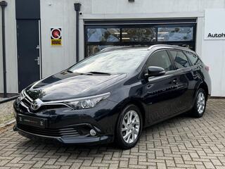 Toyota Auris Touring Sports