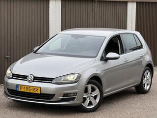 Volkswagen Golf VII