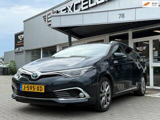 Toyota Auris Touring Sports