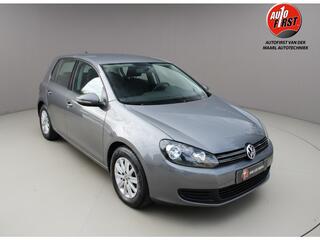 Volkswagen Golf VII