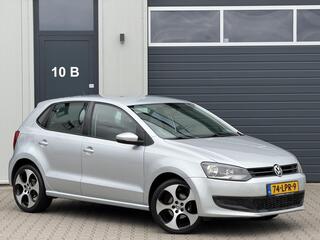 Volkswagen Polo (2009 - 2017)