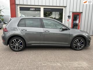 Volkswagen Golf VII