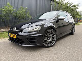 Volkswagen Golf VII