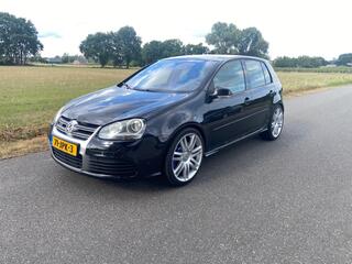 Volkswagen Golf V