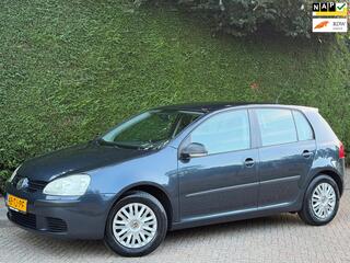 Volkswagen Golf V