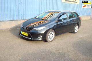 Toyota Auris Touring Sports