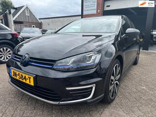 Volkswagen Golf VII
