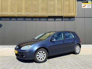 Volkswagen Golf V