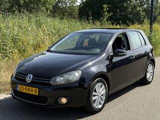 Volkswagen Golf VI