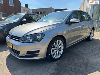 Volkswagen Golf VII