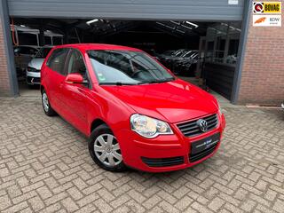 Volkswagen Polo (2002 - 2009)