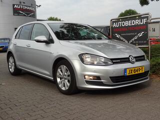 Volkswagen Golf VII