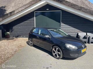 Volkswagen Golf VI