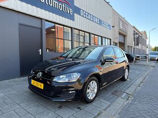 Volkswagen Golf VII