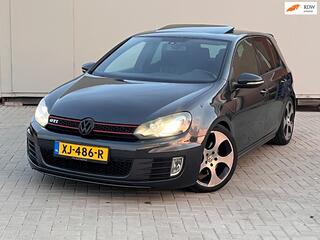 Volkswagen Golf VI