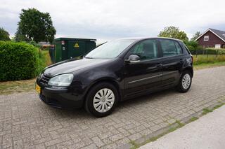 Volkswagen Golf V
