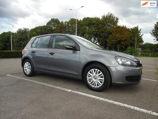Volkswagen Golf VII